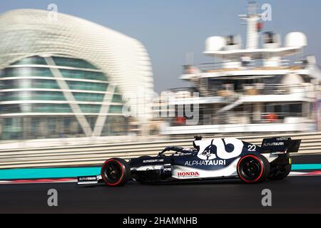 22 TSUNODA Yuki (jap), Scuderia AlphaTauri, action lors des 2021 essais post-saison du 14 au 15 décembre 2021 sur le circuit Yas Marina, sur l'île Yas, Abu Dhabi - photo: Antonin Vincent/DPPI/LiveMedia Banque D'Images