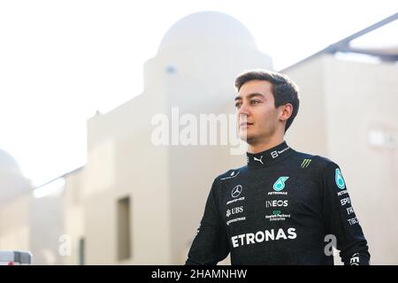 RUSSELL George (gbr), Mercedes AMG F1 GP, portrait lors des 2021 essais post-saison du 14 au 15 décembre 2021 sur le circuit Yas Marina, à Yas Island, Abu Dhabi - photo : Antonin Vincent/DPPI/LiveMedia Banque D'Images