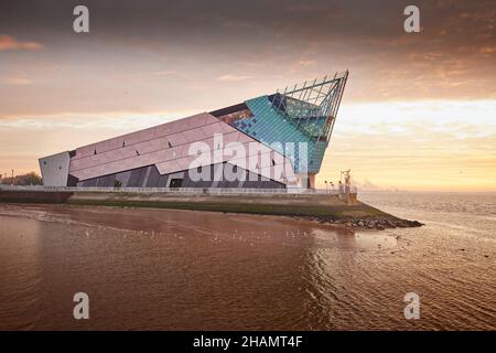 L'aquarium profond Sammy's point, la rivière Hull, l'estuaire de Humber à Hull conçu par Sir Terry Farrell Banque D'Images