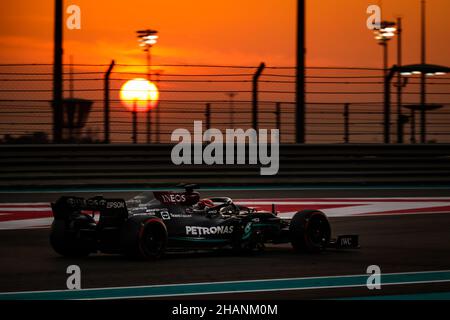 63 RUSSELL George (gbr), Mercedes AMG F1 GP, action lors des 2021 essais post-saison du 14 au 15 décembre 2021 sur le circuit Yas Marina, à Yas Island, Abu Dhabi - photo: Florent Gooden/DPPI/LiveMedia Banque D'Images