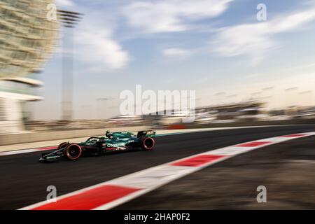 18 STROLL lance (CAN), Aston Martin F1, action lors des 2021 tests post-saison du 14 au 15 décembre 2021 sur le circuit Yas Marina, à l'île Yas, Abu Dhabi - photo: Antonin Vincent/DPPI/LiveMedia Banque D'Images