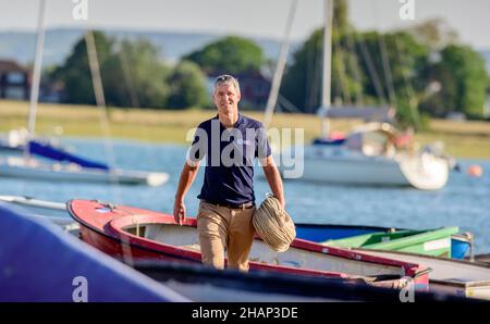 Directeur et maître de port à Chichester Harbour, East Sussex, Royaume-Uni.Richard Craven photographié à Itchenor.Usage éditorial uniquement. Banque D'Images