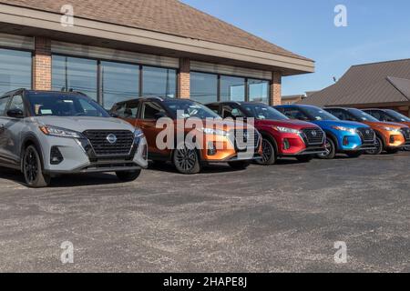 Lafayette - Circa décembre 2021: Nissan Kicks exposition.Nissan fait partie de l'Alliance Renault Nissan. Banque D'Images