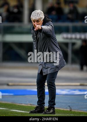 Stade Marcantonio Bentegodi, Vérone, Italie, 12 décembre 2021,L'entraîneur en chef d'Atalanta Gian Piero Gasperini gestes pendant Hellas Verona FC vs Atal Banque D'Images