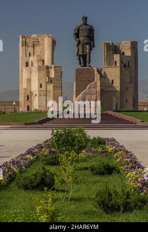 Statue d'Amir Temur Tamerlane à Shahrisabz, Ouzbékistan Banque D'Images