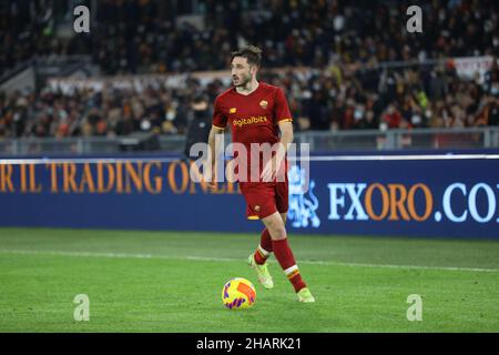 Rome, Latium, Italie.13th décembre 2021.Matias Vina pendant la série Italienne A Roma vs Spezia au Stadio Olimpico de Rome.Roma gagne 2-0.(Credit image: © Paolo Pizzi/Pacific Press via ZUMA Press Wire) Banque D'Images