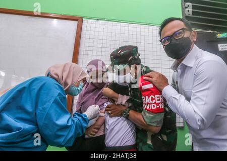 Vaccination Covid pour les étudiants et les enfants de la rue âgés de 6 à 11 ans Banque D'Images