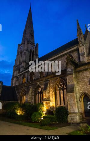 Église paroissiale Christ le Sauveur, Ealing Broadway, quartier londonien d'Ealing, Londres, Angleterre, Royaume-Uni Banque D'Images