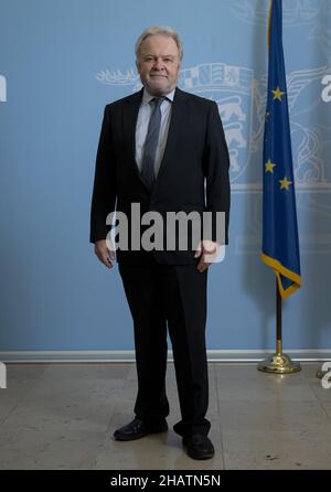 Stuttgart, Allemagne.15th décembre 2021.Alexander Schwarz, commissaire victime de l'État du Bade-Wurtemberg, photographié au ministère de la Justice.(À dpa: 'Alexander Schwarz - l'homme pour tous les cas que personne ne veut») Credit: Bernd Weißbrod/dpa/Alay Live News Banque D'Images