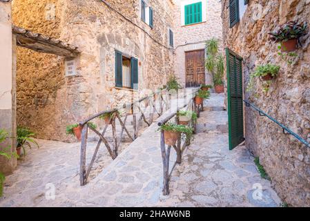 Allée à Valldemossa, Majorque, Espagne Banque D'Images