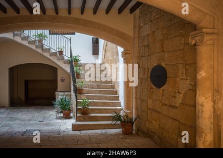 Patio, cour dans la vieille ville de Palma, Majorque, Espagne Banque D'Images