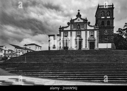 Monochrome, Église de Nossa Senhora da Estrela, Ribeira Grande, île de Sao Miguel, Açores, Portugal Banque D'Images