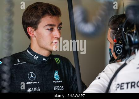 63 RUSSELL George (gbr), Mercedes AMG F1 GP, portrait lors des 2021 essais post-saison du 14 au 15 décembre 2021 sur le circuit Yas Marina, à Yas Island, Abu Dhabi - photo : Antonin Vincent/DPPI/LiveMedia Banque D'Images