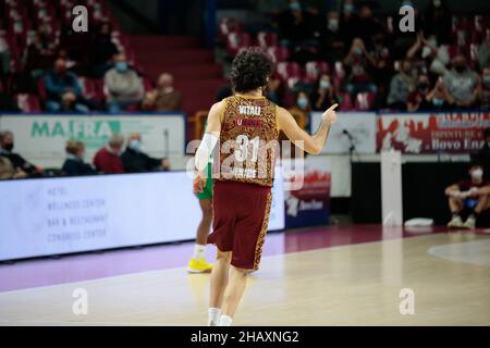 Venise, Italie.15th décembre 2021.Michele Vitali (Umana Reyer Venezia) pendant Umana Reyer Venezia contre Cedevita Olimpija Ljubljana, Championnat de basket-ball Eurocup à Venise, Italie, décembre 15 2021 crédit: Independent photo Agency/Alay Live News Banque D'Images