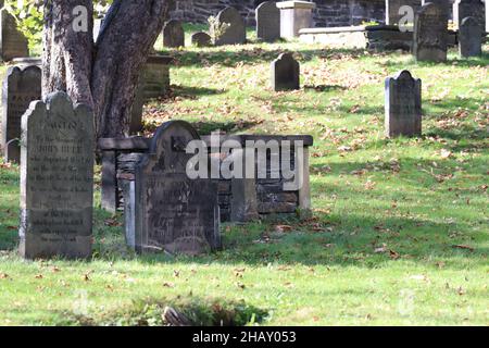 HALIFAX, CANADA - le 07 octobre 2021 : l'ancien cimetière est situé dans un cimetière du centre-ville, à Halifax, au Canada Banque D'Images