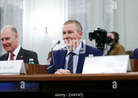 Scott Kirby, PDG d'United Airlines, témoigne lors d'une audience de surveillance du Sénat sur le commerce, la science et le transport à Capitol Hill, à Washington, DC, le mercredi 15 décembre 2021.Crédit : Tom Brenner/Pool via CNP/MediaPunch Banque D'Images