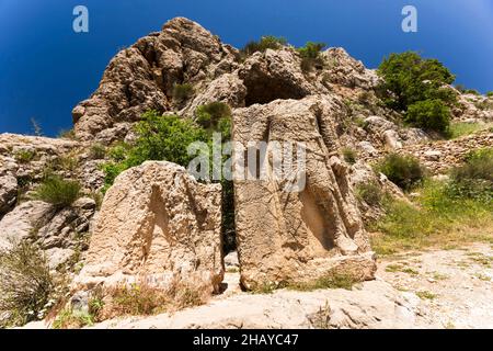 Arsameia(Nymphaios), stèle non identifié avec soulagement, ancienne ville du Royaume de Commagène, Kahta, province d'Adıyaman, Turquie, Asie Banque D'Images