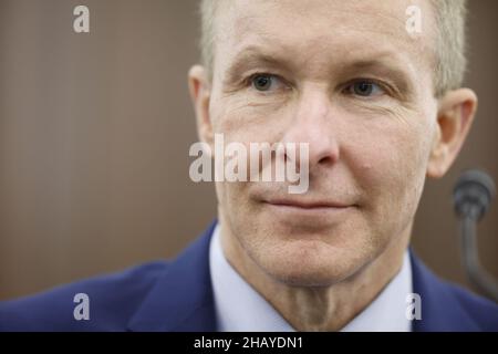 Washington, États-Unis.15th décembre 2021.Le PDG d'United Airlines, Scott Kirby, témoigne devant le Comité sénatorial du commerce, des sciences et des transports, dans l'édifice du bureau du Sénat de Russell, à Capitol Hill, le mercredi 15 décembre 2021, à Washington, DC.Les dirigeants du transport aérien ont témoigné au sujet de l'état actuel de l'industrie aérienne américaine au cours de l'audience de surveillance.Pool photo par Chip Somodevilla/UPI crédit: UPI/Alay Live News Banque D'Images