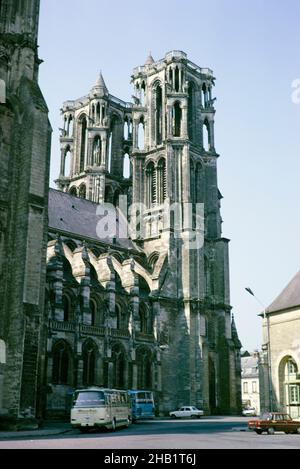 Cathédrale notre-Dame de Laon, Laon, Picardie, France 1976 Banque D'Images