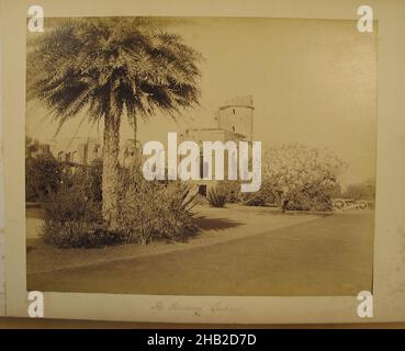 Imprimé à partir de l'album de photographies : l'architecture en Inde, Samuel Bourne, Britannique, 1834-1912, photographie en argent d'albumine,Lucknow, Inde, 8 11/16 x 11 po, 22 x 28 cm Banque D'Images