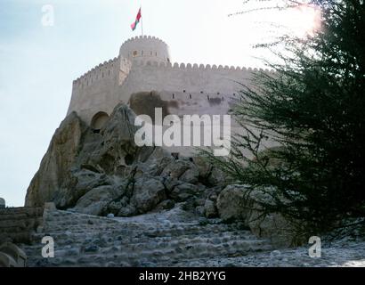 Fortification historique du fort Nakhal dans la région d'Al Batinah, Oman, péninsule arabe, 1998 Banque D'Images