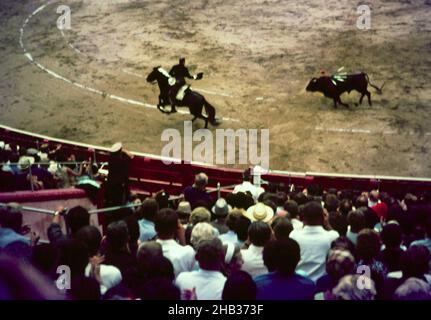 Bull Fighting en Espagne, 1966 Banque D'Images