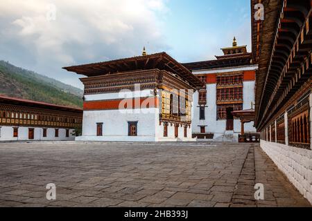 Extérieur du monastère Trashi Chhoe Dzong à Thimphu, Bhoutan, Asie Banque D'Images