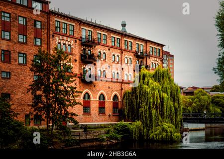 Un ancien bâtiment industriel de Norrköping s'est transformé en maison d'appartements Banque D'Images