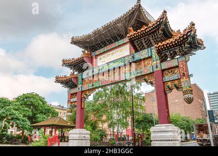 The Archway à Manchester Chinatown, Angleterre, Royaume-Uni Banque D'Images