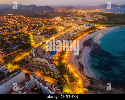 Sa Coma, s'Illot, Mallorca, Espagne photos du soir de Drone.Images aériennes de l'île de Majorque ! Banque D'Images