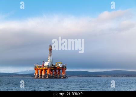 CROMARTY, HIGHLANDS, ÉCOSSE - 13 DÉCEMBRE 2021: C'est la vue sur un hiver froid après-midi à Cromarty Firth, Highlands, Écosse, le 13 décembre 2 Banque D'Images