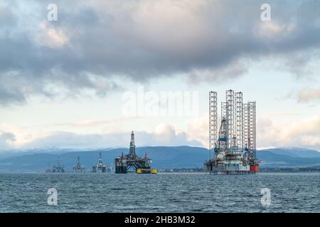 CROMARTY, HIGHLANDS, ÉCOSSE - 13 DÉCEMBRE 2021: C'est la vue sur un hiver froid après-midi à Cromarty Firth, Highlands, Écosse, le 13 décembre 2 Banque D'Images