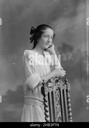 Portrait d'une fille, Berry & Co, studio de photographie, vers 1910, Wellington Banque D'Images