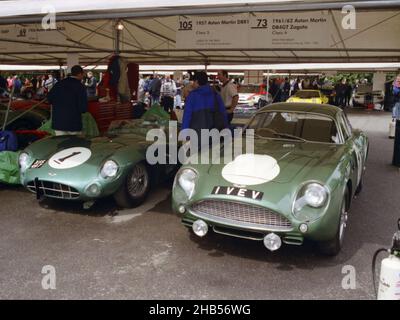 Le 1961 Aston Martin DB4GT Zagato, 1 VEV, conduit par Roy Salvadori, a placé 3rd dans le TT 1961 à Goodwood.Conduit au Goodwood Festival of Speed 2002 par le propriétaire William Loughran et Gregor Fisken. Banque D'Images