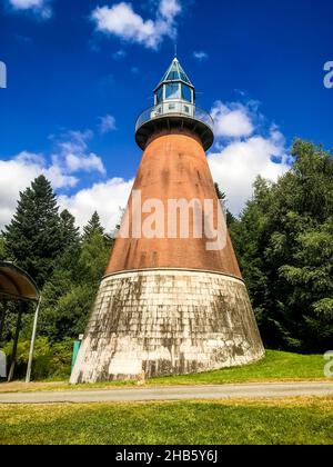 Phare et centre d'art autour du lac de Vassivière, Limousin, France Banque D'Images