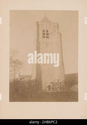 Tour de l'église à Ouwerkerk, anoniem (Monumentenzorg) (attribué à), Ouwerkerk, 1897, support photographique, carton,imprimé albumine, hauteur 233 mm × largeur 175 mm Banque D'Images