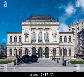 Ljubljana, Slovénie - 04 07 2018: Façade de la galerie nationale Banque D'Images