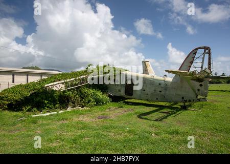 Un avion abandonné à l'aéroport de Pearls, Grenade. Banque D'Images