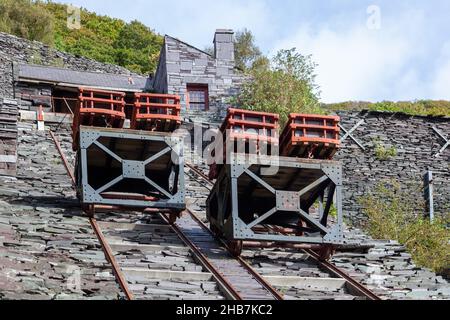 LLANBERIS, PAYS DE GALLES, Royaume-Uni - OCTOBRE 7 : V2 inclinaison à l'ancienne mine d'ardoise de Llanberis, pays de Galles, le 7 octobre 2012 Banque D'Images