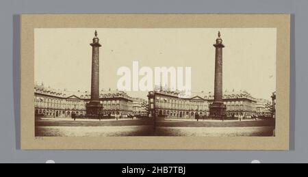 Colonne Vendôme à Paris (titre sur objet), Noël Paul Chapus (mentionné sur objet), place Vendôme, c.1860 - avant 1874, carton, imprimé albumine, hauteur 85 mm × largeur 170 mm Banque D'Images