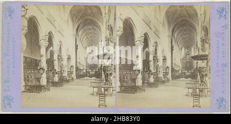 Intérieur de l'église Saint-Paul à Anvers, Anvers, l'église Saint-Paul, vue levier sous l'orgue (titre sur objet), la Belgique pittoresque et monumentale, vues de la Belgique (titre de série sur objet), Jules Hippolyte Queval (mentionné sur objet), Anvers, 1866 - 1870, carton, papier,imprimé albumine, hauteur 85 mm × largeur 175 mm Banque D'Images