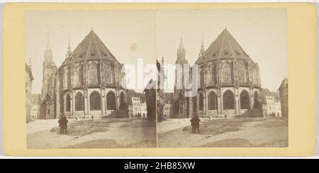 Arrière de l'extérieur de l'église Saint-Laurentius à Nuremberg, Allemagne, Nuremberg.Lorenz-Kirche, Rückseite (titre sur objet), Johann Friedrich Stiehm (mentionné sur objet), éditeur: E. Linde & Co (mentionné sur objet), Neurenberg, éditeur: Londres, 1863 - 1868, carton,papier, imprimé albumine, hauteur 87 mm × largeur 178 mm Banque D'Images