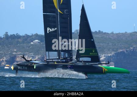 Port de Sydney, Sydney, Australie.17th décembre 2021.SailGP; team Australia, skipped par Tom Slingsby, course pendant la première journée crédit: Action plus Sports/Alay Live News Banque D'Images