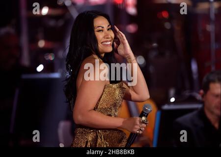 Rome, Italie.17th décembre 2021.Rome, Italie.17th décembre 2021.Le singerAnggun à la vingt-neuvième édition du concert de Noël 2021.Auditorium Conciliazione, le concert se tiendra dans la soirée du 24 décembre sur Canale 5.Rome (Italie) 16 décembre 2021 crédit: dpa Picture Alliance/Alamy Live News crédit: dpa Picture Alliance/Alamy Live News Banque D'Images