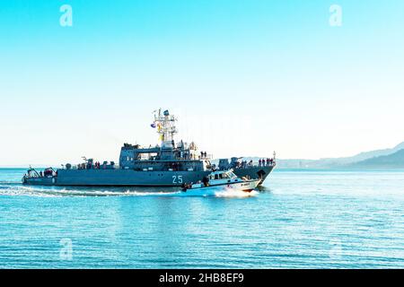 Batumi, Géorgie, 27 septembre 2021.Les navires de l'OTAN arrivent au port de Batumi Banque D'Images