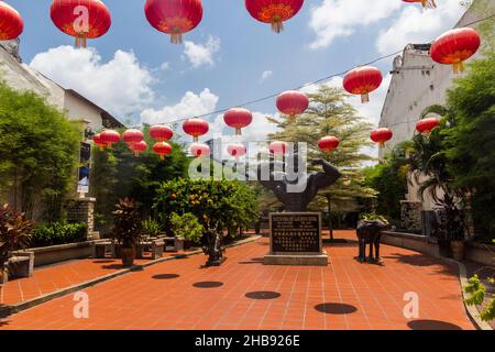 MALACCA, MALAYASIA - 19 MARS 2018: Statue de Datuk Wira Dr. Gan Boon Leong le père de culturisme en Malaisie dans le centre de Malacca Melaka , Banque D'Images