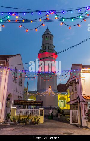 GEORGE TOWN, MALAISIE - 20 MARS 2018 : minaret de la mosquée Lebuh Aceh à George Town, Malaisie Banque D'Images