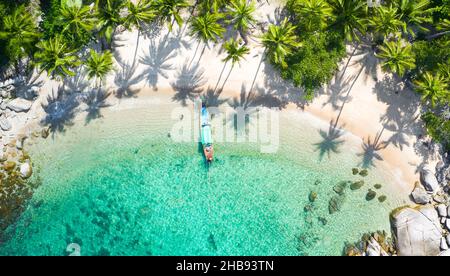 Vue aérienne plage tropicale Sai Nuan, koh Tao, Thaïlande Banque D'Images