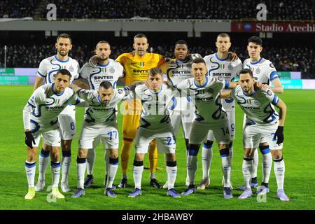 Salerno, Italie.17th décembre 2021.La formation de joueurs Inter FC pendant la série A entre les Etats-Unis Salerntana et FC Internazionale au Stadio Arechi.FC Inter gagne 5-0.(Photo par Agostino Gemito/Pacific Press) Credit: Pacific Press Media production Corp./Alay Live News Banque D'Images