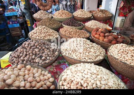 Marché local à Rawalpindi près d'Islamabad, province du Punjab, Pakistan Banque D'Images